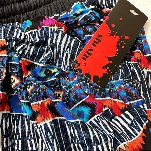 Multicolor Abstract Print Lightweight Rayon Pants Size L - Picture 4 of 10